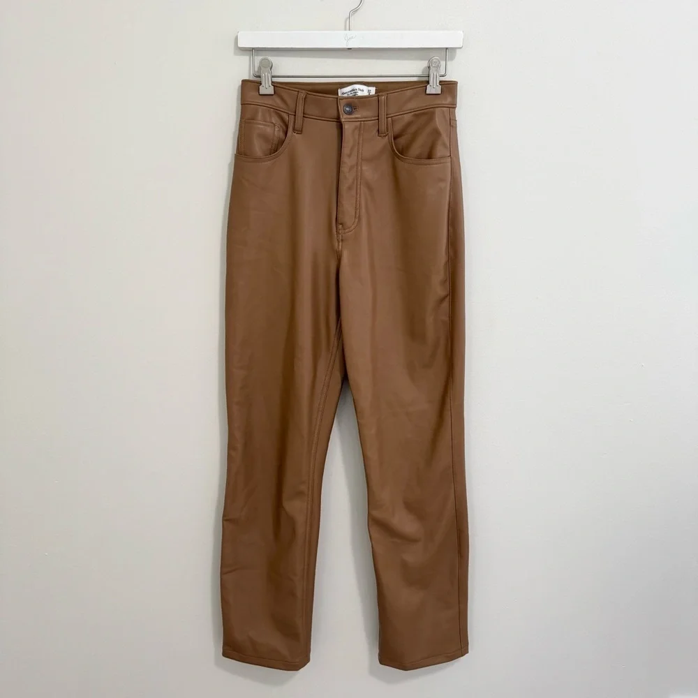 Abercrombie & Fitch Faux Leather The 90's Straight Ultra High Rise Pants